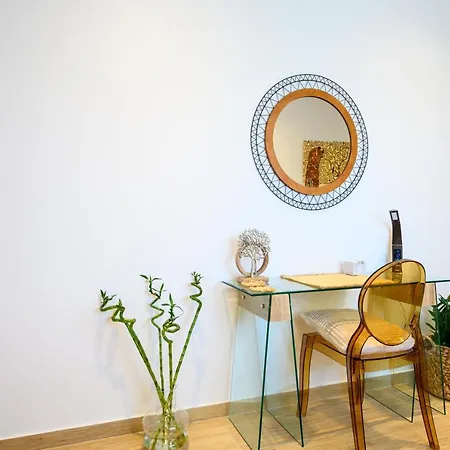 Chic In Nature, 5-min Walk To The