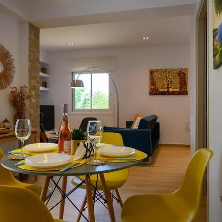 Chic In Nature, 5-min Walk To The