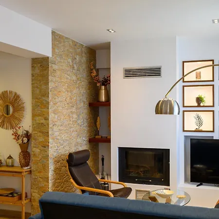 Chic In Nature, 5-min Walk To The
