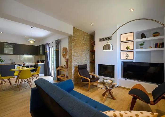 Chic In Nature * Kalamata